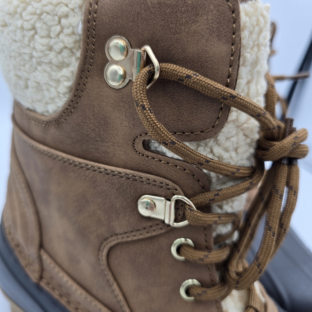 NWOT Tommy Hilfiger Rainah Faux Fur Lined Water-Resistant Boots, Women's 9M - Picture 3 of 16